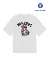 Mega Bear Back Graphic Over Fit T-shirt